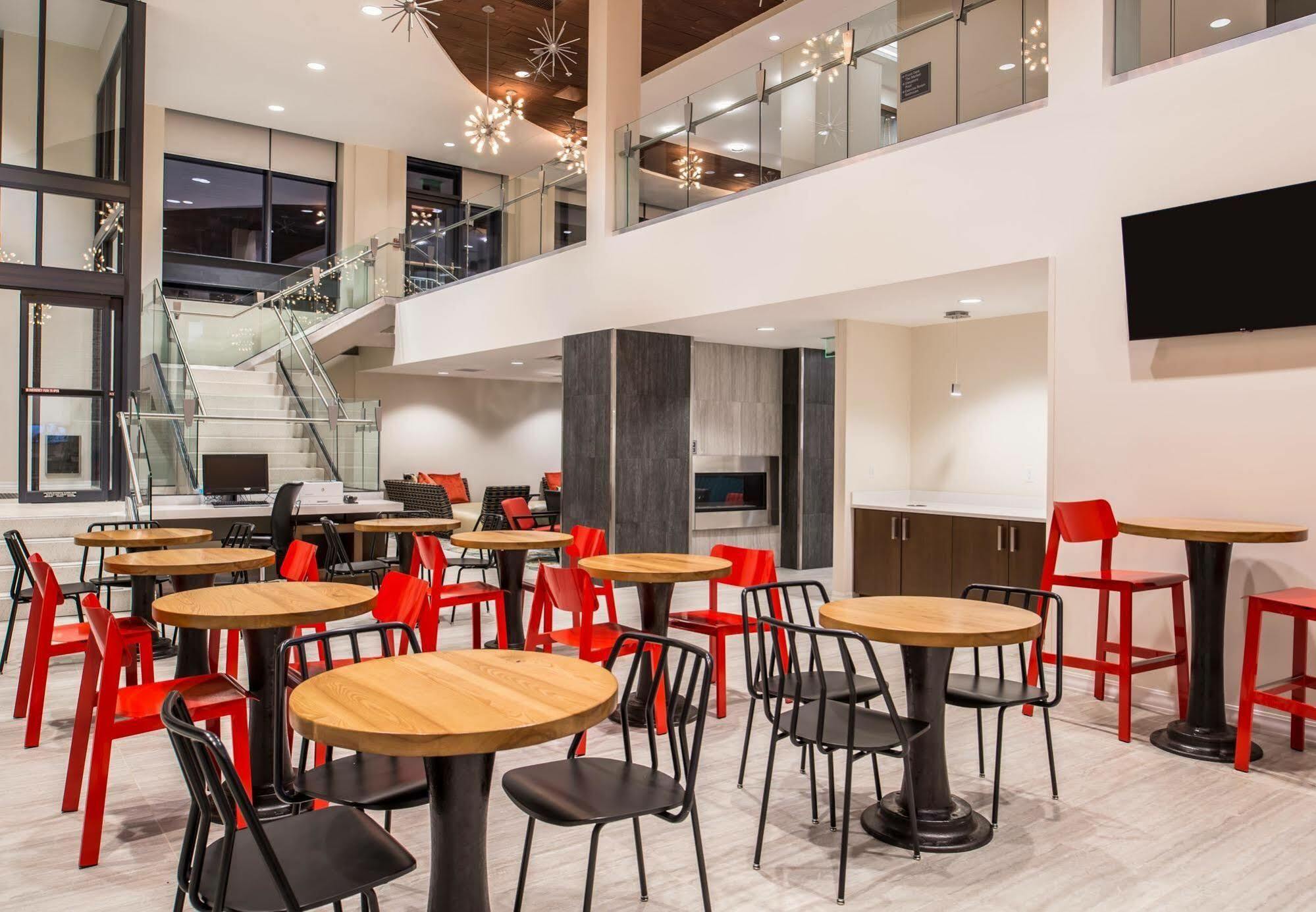 Residence Inn By Marriott Pittsburgh Oakland/University Place Buitenkant foto